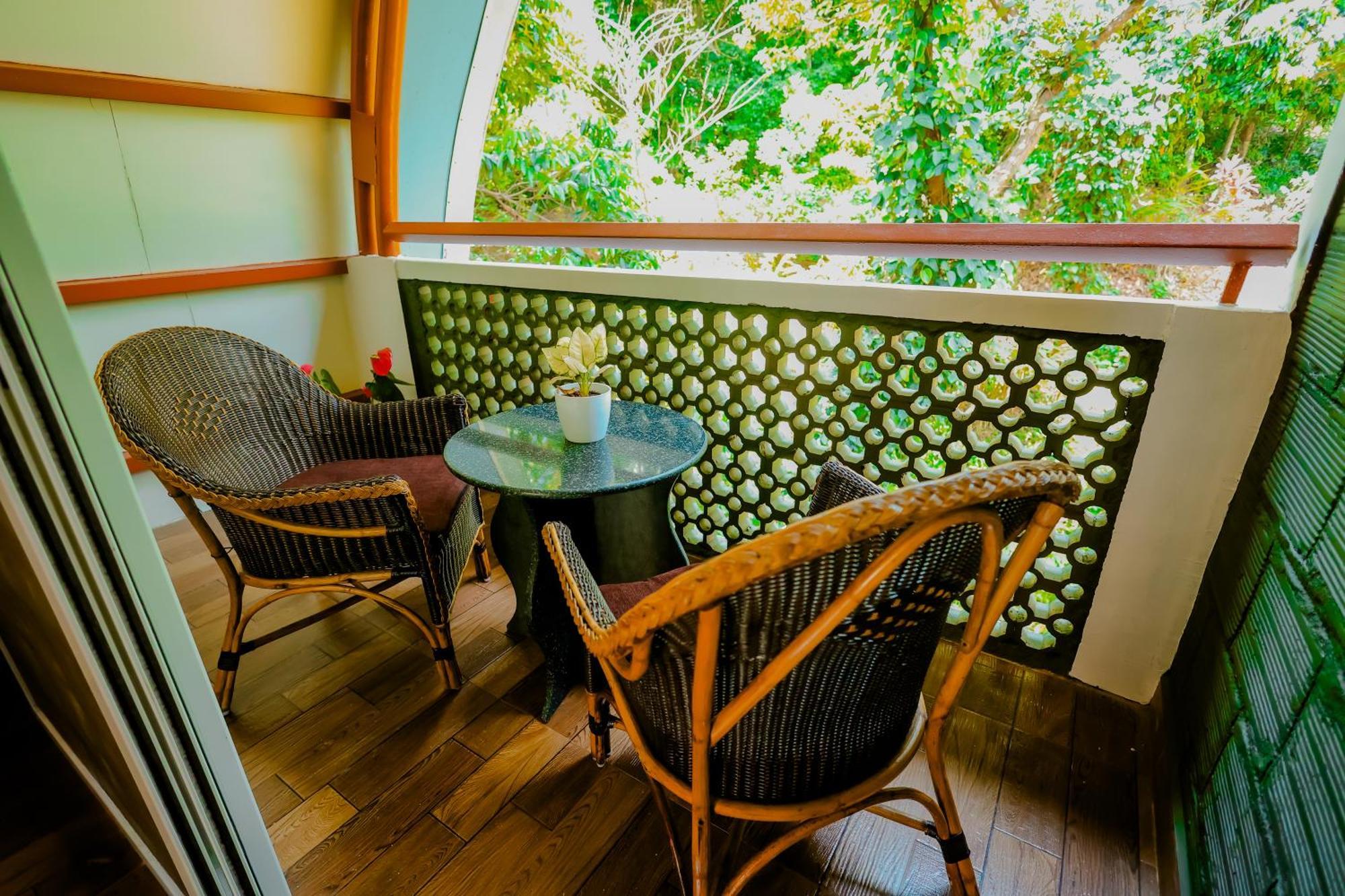 Mookanana Jungle Resort And Spa Hassan Luaran gambar