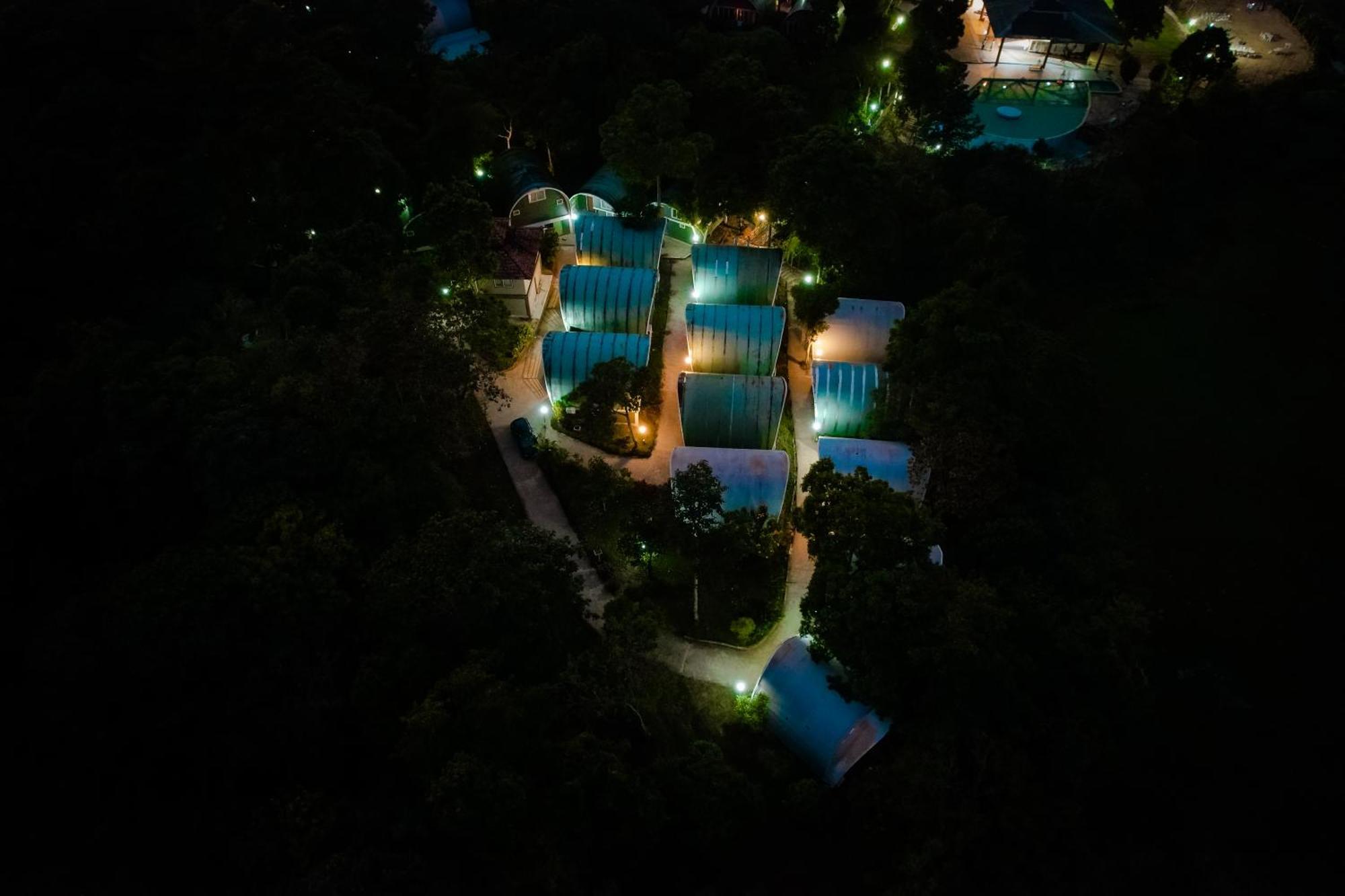 Mookanana Jungle Resort And Spa Hassan Luaran gambar